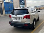 Kia Sorento-4