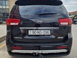 Kia Carnival-16