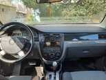 Chevrolet Lacetti-12