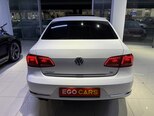 Volkswagen Passat-8