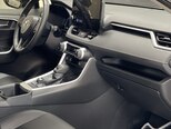 Toyota RAV4-9