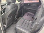 Kia Sorento-16