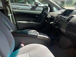 Toyota Prius-11