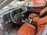 Kia Carnival-4