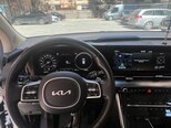 Kia Carnival-10