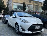 Toyota Aqua-2