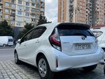 Toyota Aqua-9
