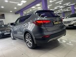 Hyundai Santa Fe-12