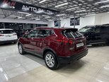 Nissan Rogue-6