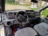 Ford Transit-8