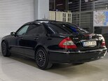 Mercedes E 320-9