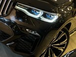 BMW X7-9
