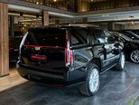 Cadillac Escalade-7