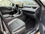 Toyota RAV4-12