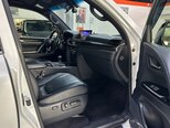 Lexus LX 450d-16