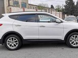 Hyundai Santa Fe-4