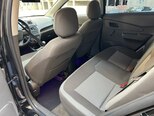 Chevrolet Cobalt-13