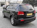 Kia Sorento-14