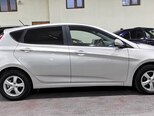 Hyundai Accent-11