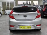 Hyundai Accent-13