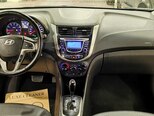 Hyundai Accent-2