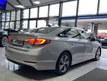 Hyundai Sonata-8