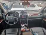 Toyota Camry-8