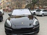 Porsche Cayenne-1