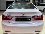 Hyundai Sonata-13
