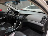 Hyundai Sonata-15