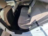 Hyundai Elantra-12