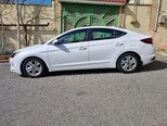 Hyundai Elantra-2