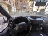 Ford Transit-2