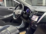 Hyundai Accent-14