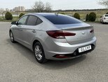 Hyundai Elantra-7