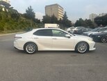 Toyota Camry-11