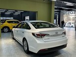 Hyundai Sonata-17
