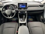 Toyota RAV4-12