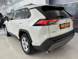 Toyota RAV4-23