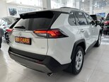 Toyota RAV4-21