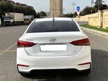 Hyundai Accent-2