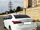 Hyundai Accent-3