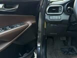 Kia Sorento-19