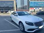 Mercedes E 220 d-2
