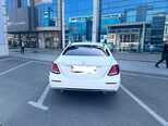Mercedes E 220 d-5