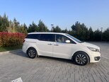 Kia Carnival-4