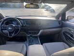 Kia Carnival-10