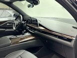 Cadillac Escalade-10