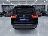 Toyota Land Cruiser-7