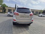 Hyundai Santa Fe-11